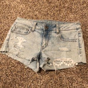 American Eagle EUC Jean shorts. Size 6